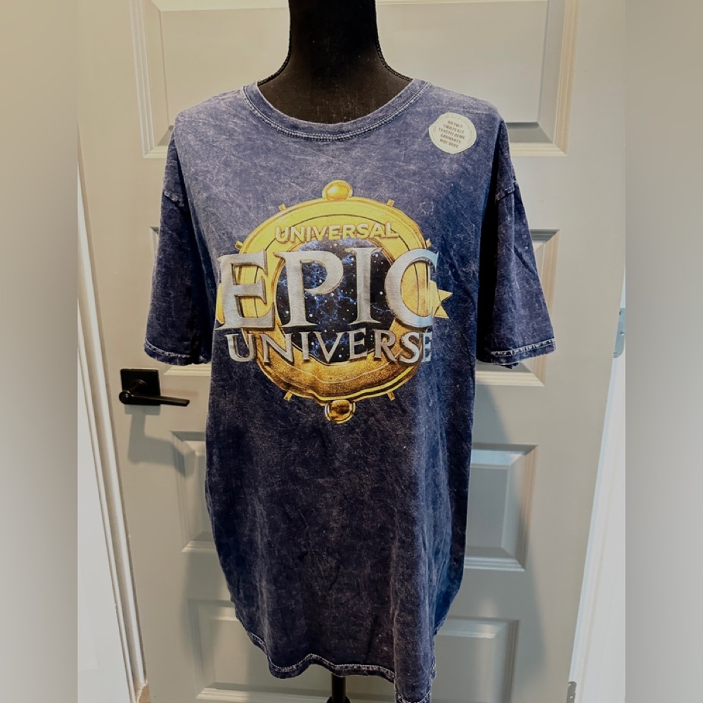 NWT Epic Universe Tshirt Unisex M